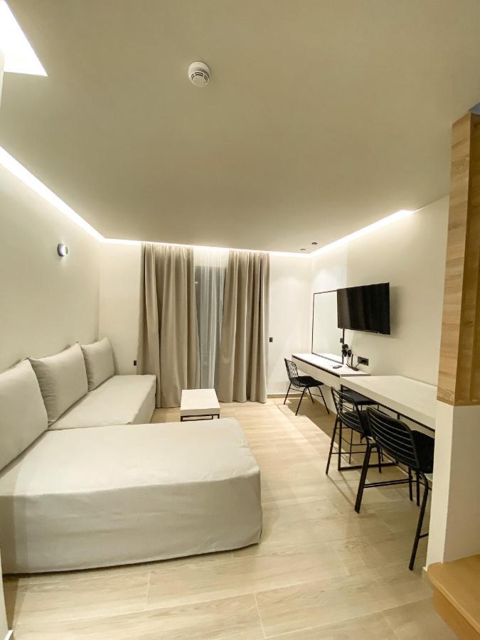 إياليسوس Barbie Hotel Apartments المظهر الخارجي الصورة