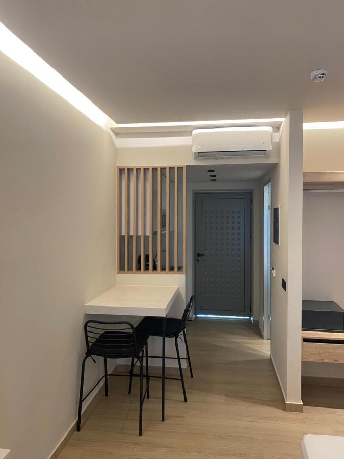 إياليسوس Barbie Hotel Apartments المظهر الخارجي الصورة